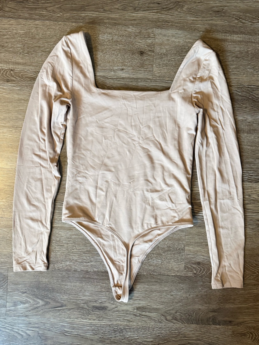 Babaton Square Neck Long-Sleeve Bodysuit - Taupe - Picture 8 of 9